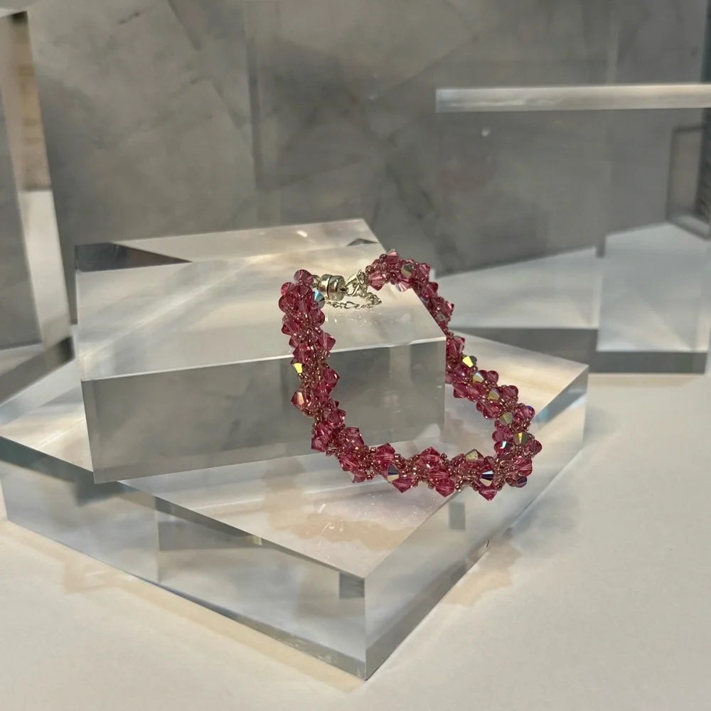 NWT Handmade Spiral Bracelet With Swarovski Crystals Magnetic Clasp (Rose AB)